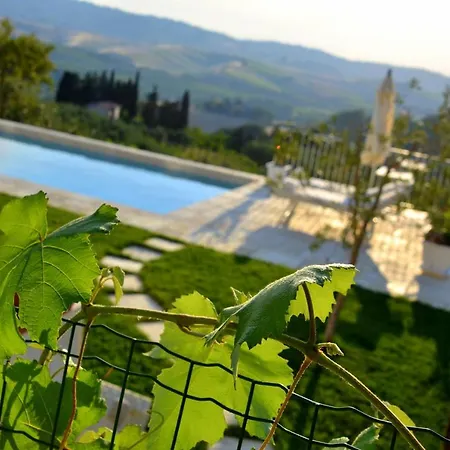 Casa Magnolia شقة Terricciola
